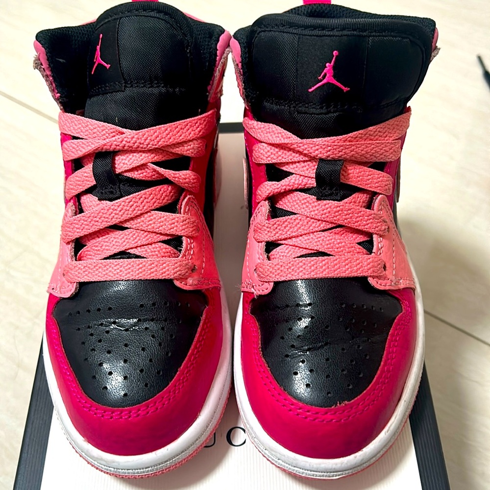 Nike jordan little kids shoes  - used “as is “